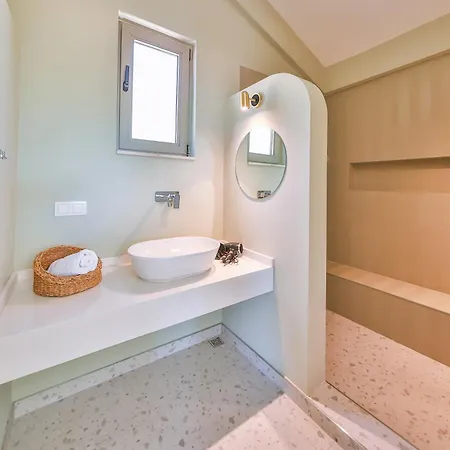 Terranova * Cukurbag (Kas)